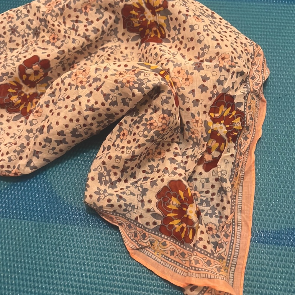 NWT Madewell pink and blue floral handkerchief scarf